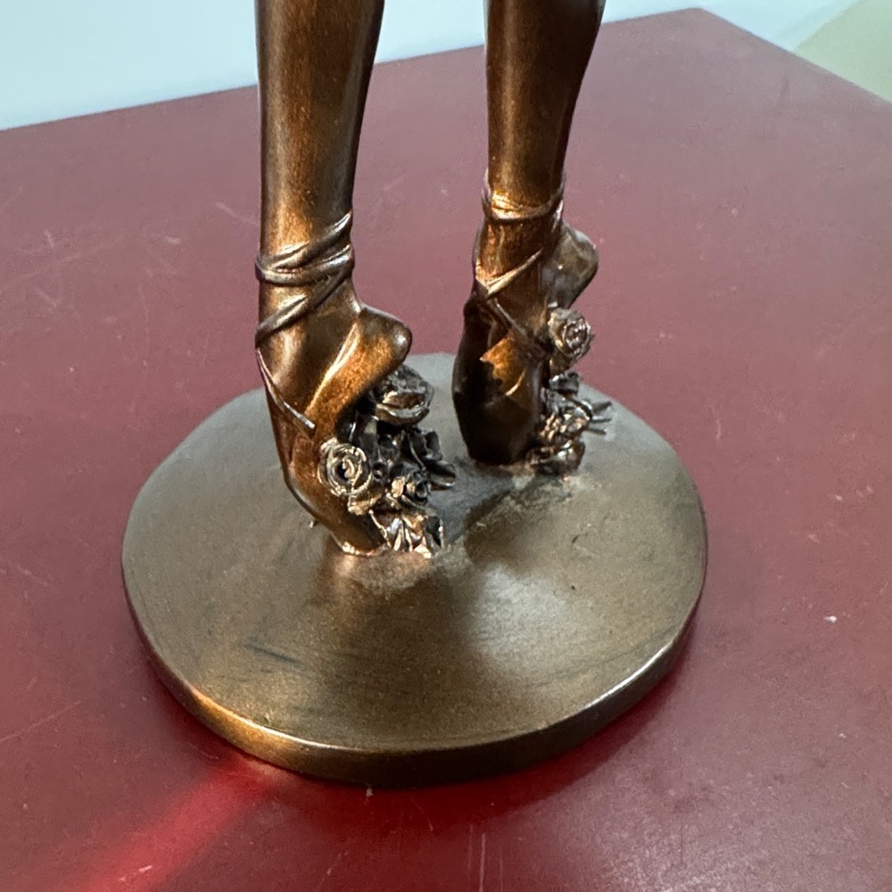 Elegant Ballerina Bronze Style (Resin) Statue 16 3/4"H x 6"W - Vintage - Picture 13 of 13